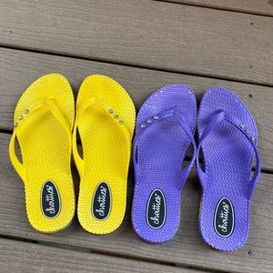 Chatties Girls Flip Flops Size Around 2/3